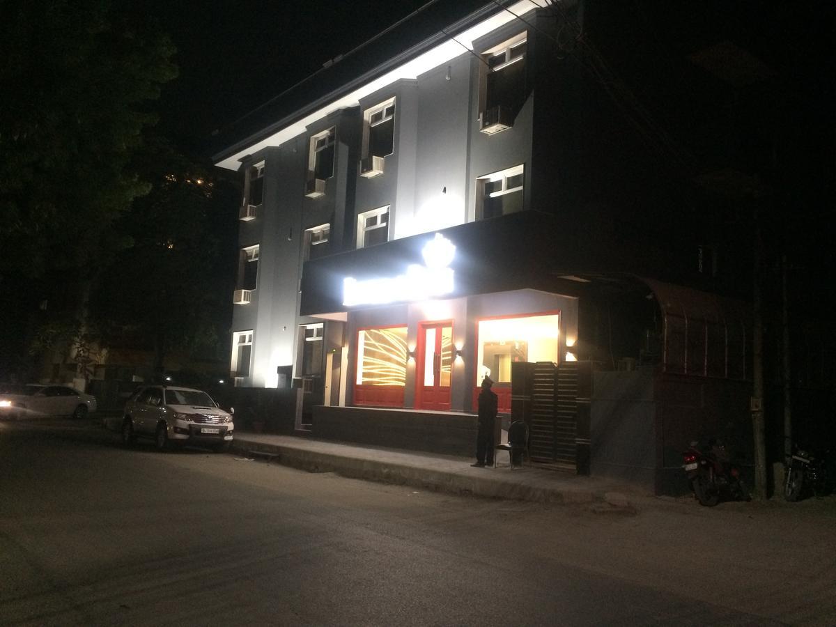 Lords Inn New Delhi Buitenkant foto